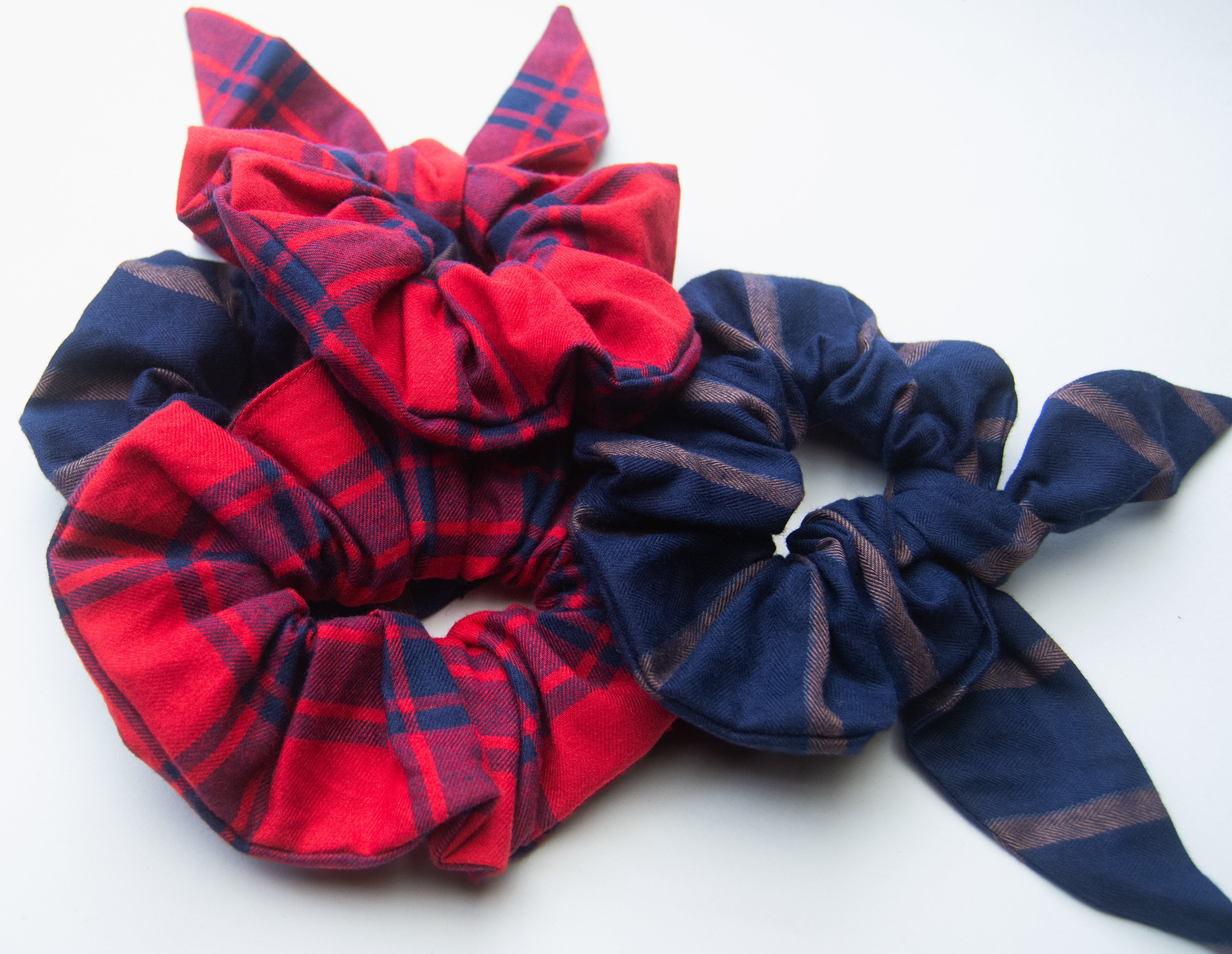 The Bow Scrunchie - House of Flint
