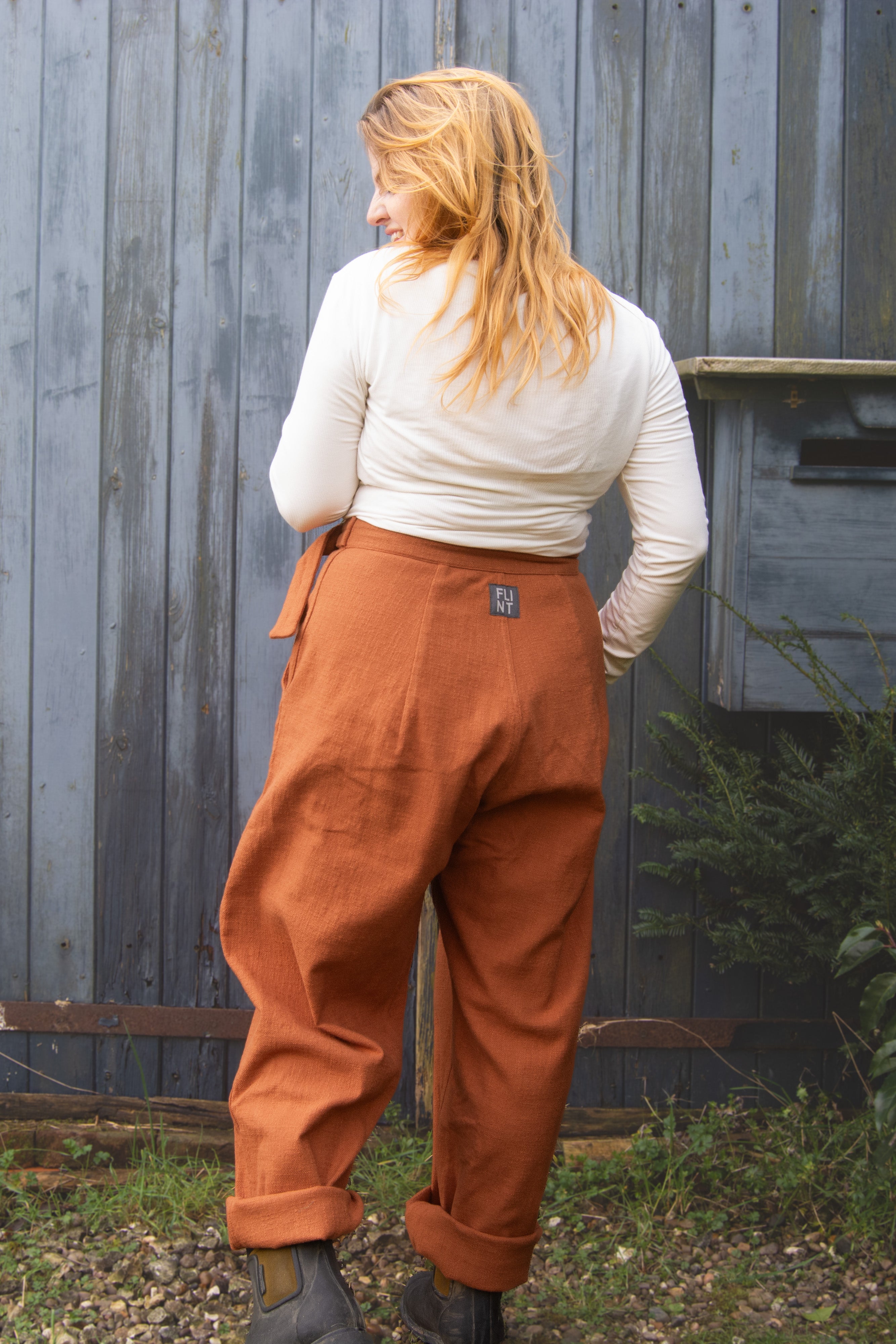 The Avery Trousers in Tile - House of Flint