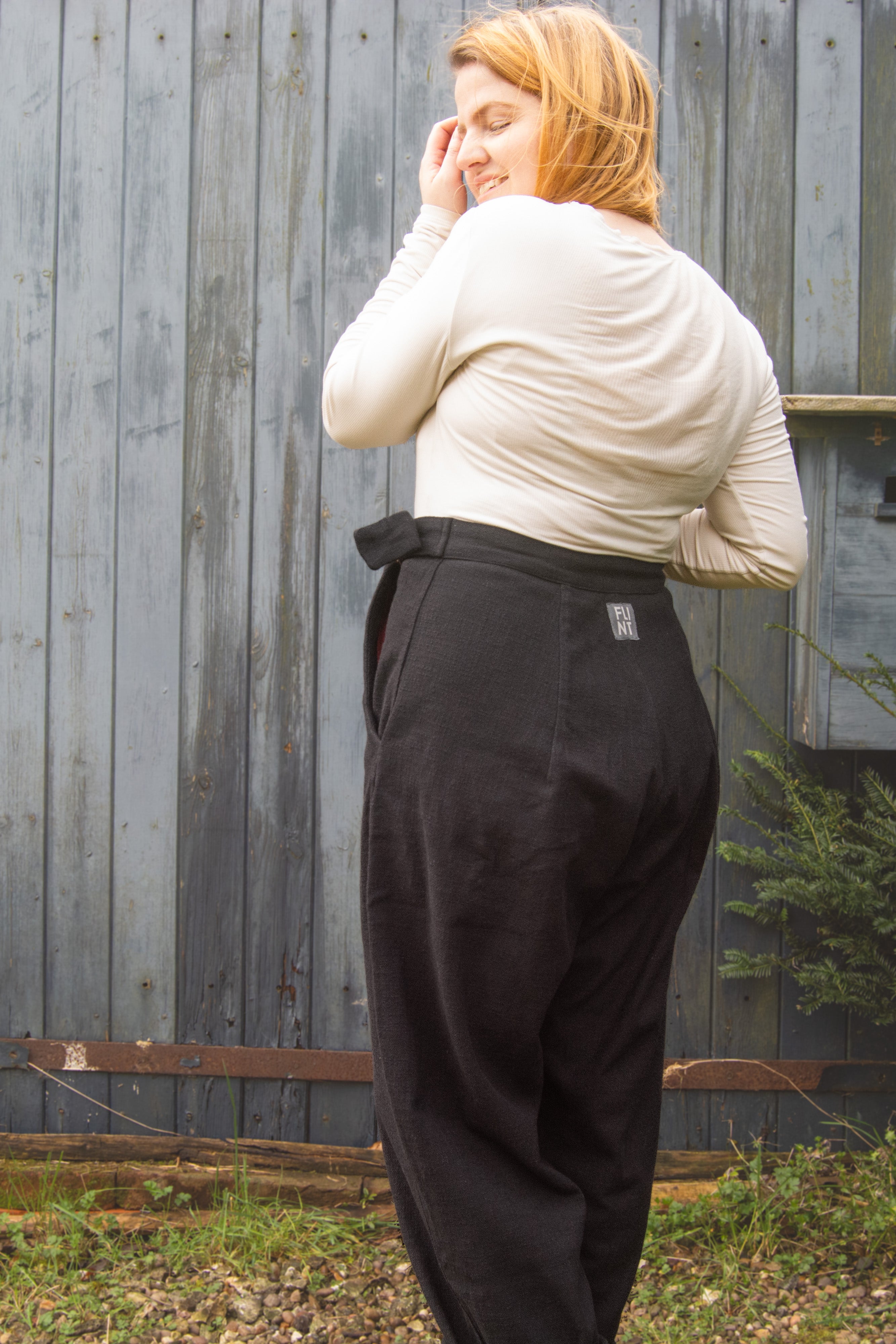 The Avery Trousers in Black - House of Flint