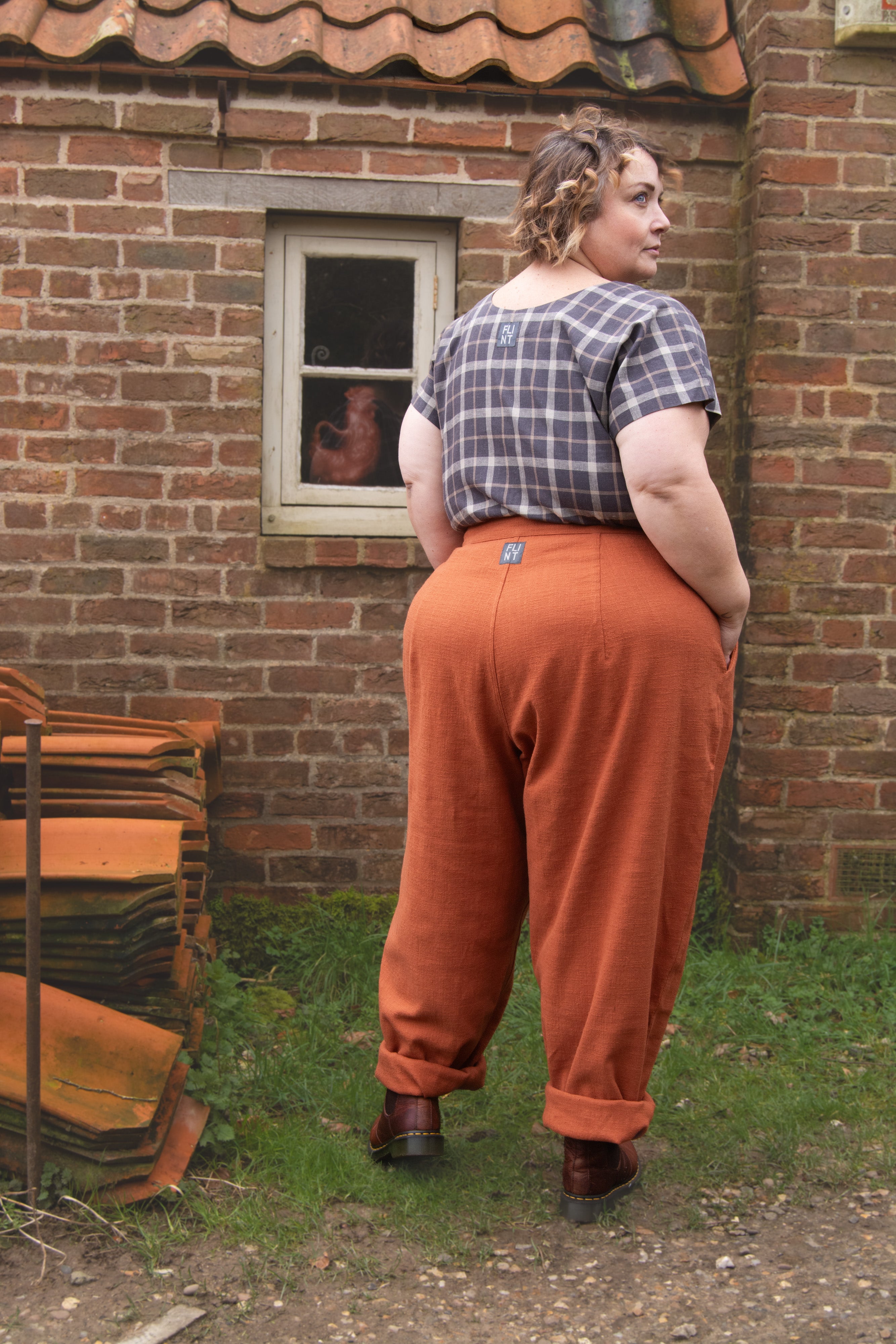 The Avery Trousers in Tile - House of Flint