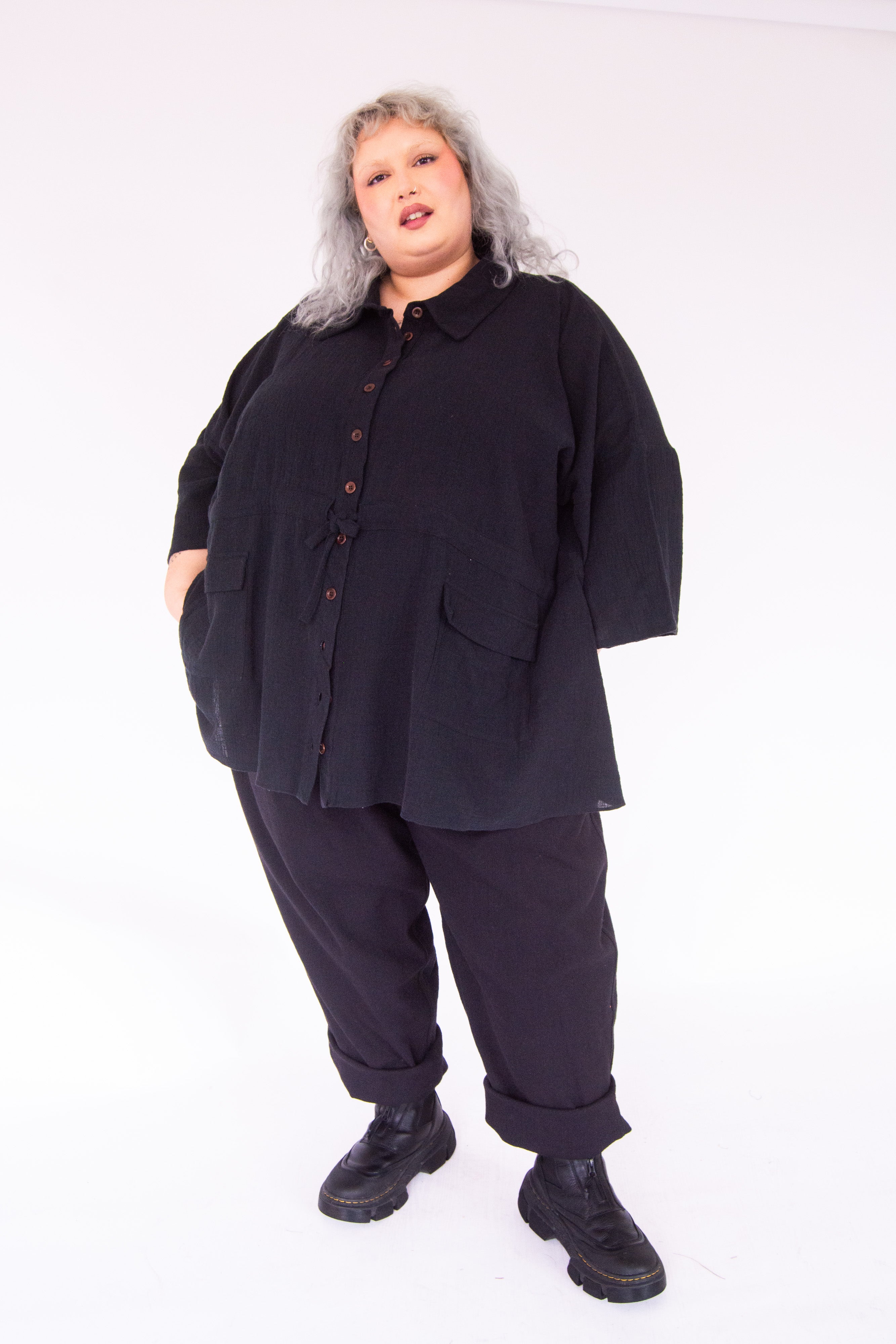 The Avery Trousers in Black - House of Flint