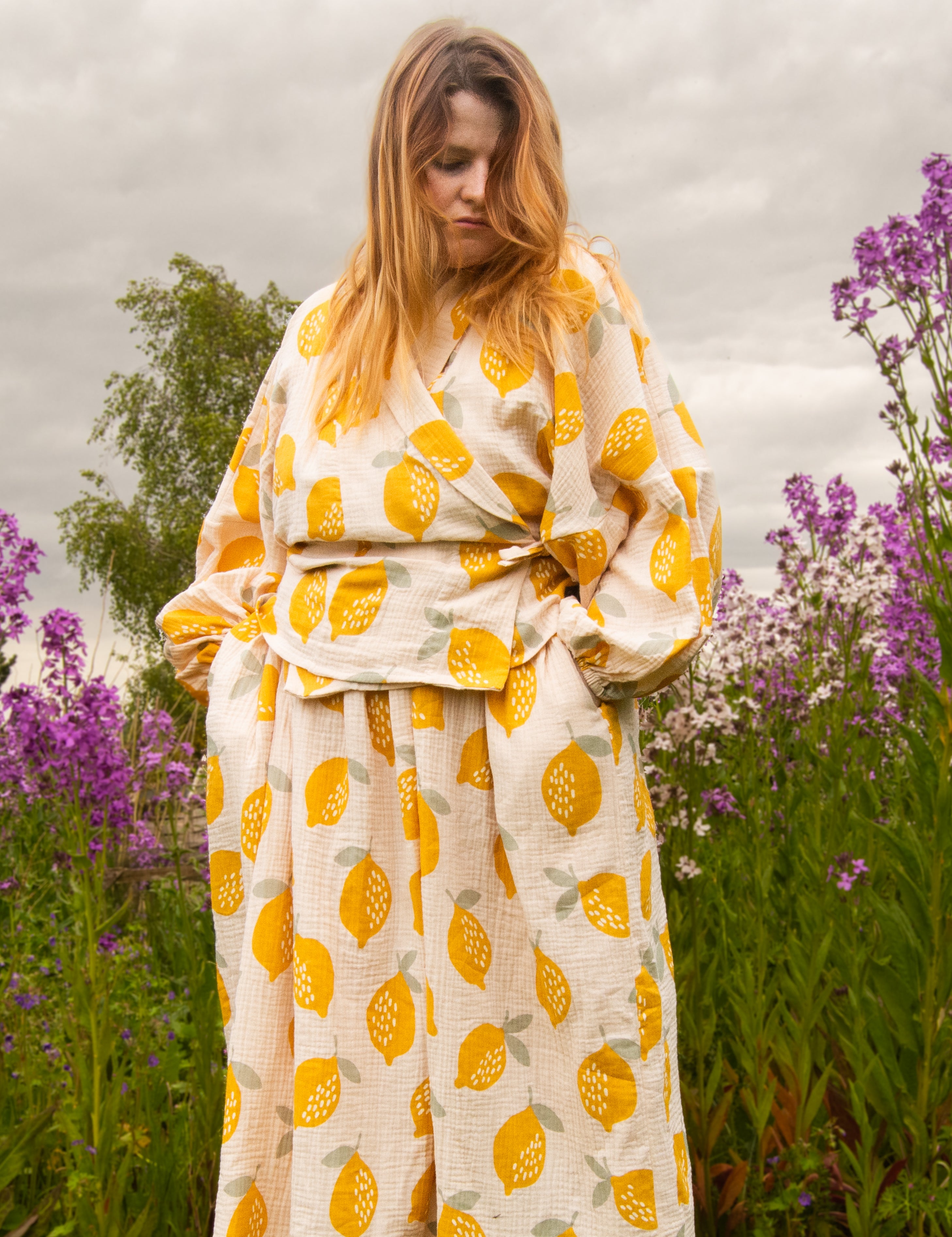 The Solstice Shirt in Lemons print double gauze - House of Flint