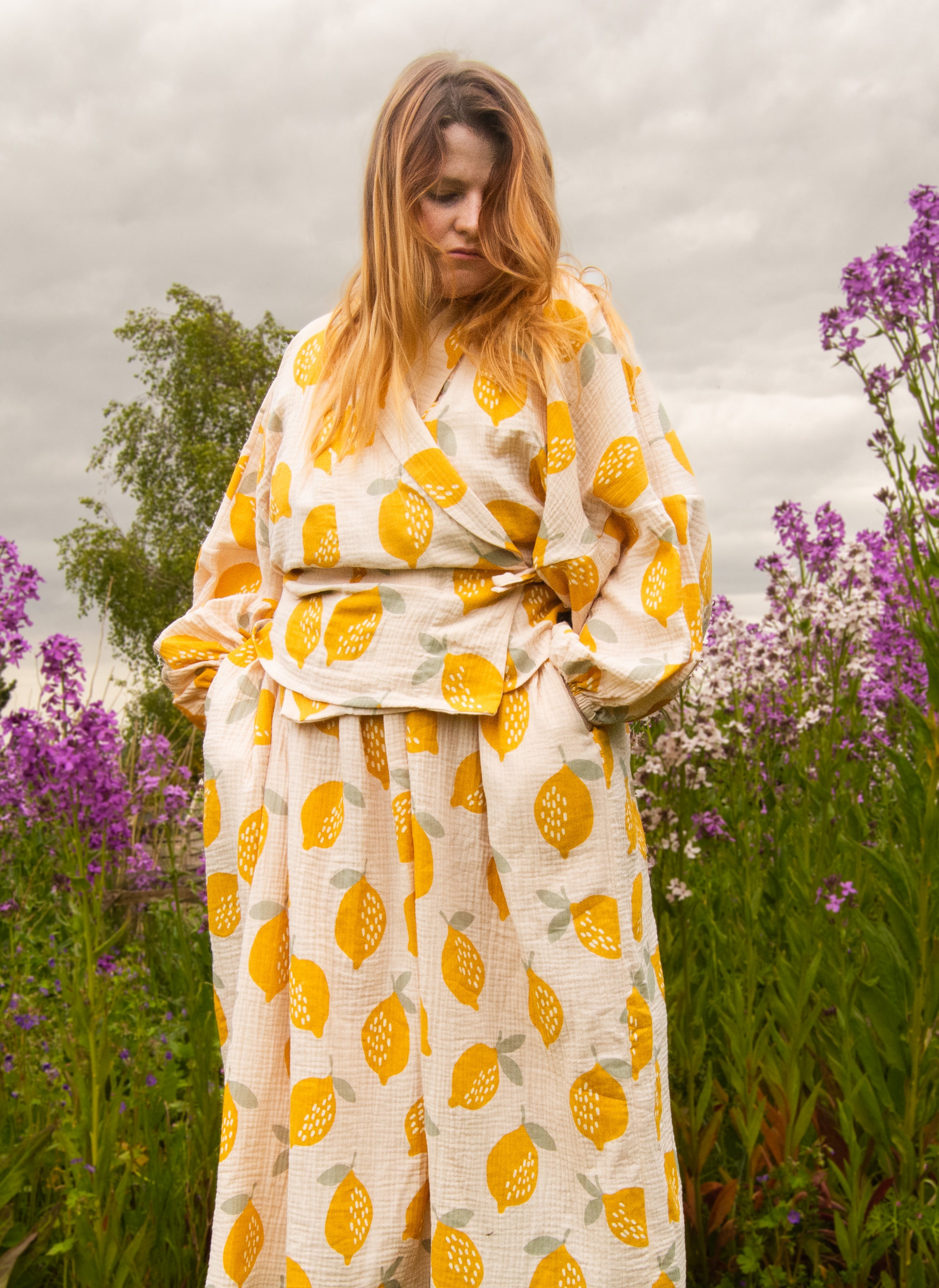The Solstice Shirt in Lemons print double gauze - House of Flint