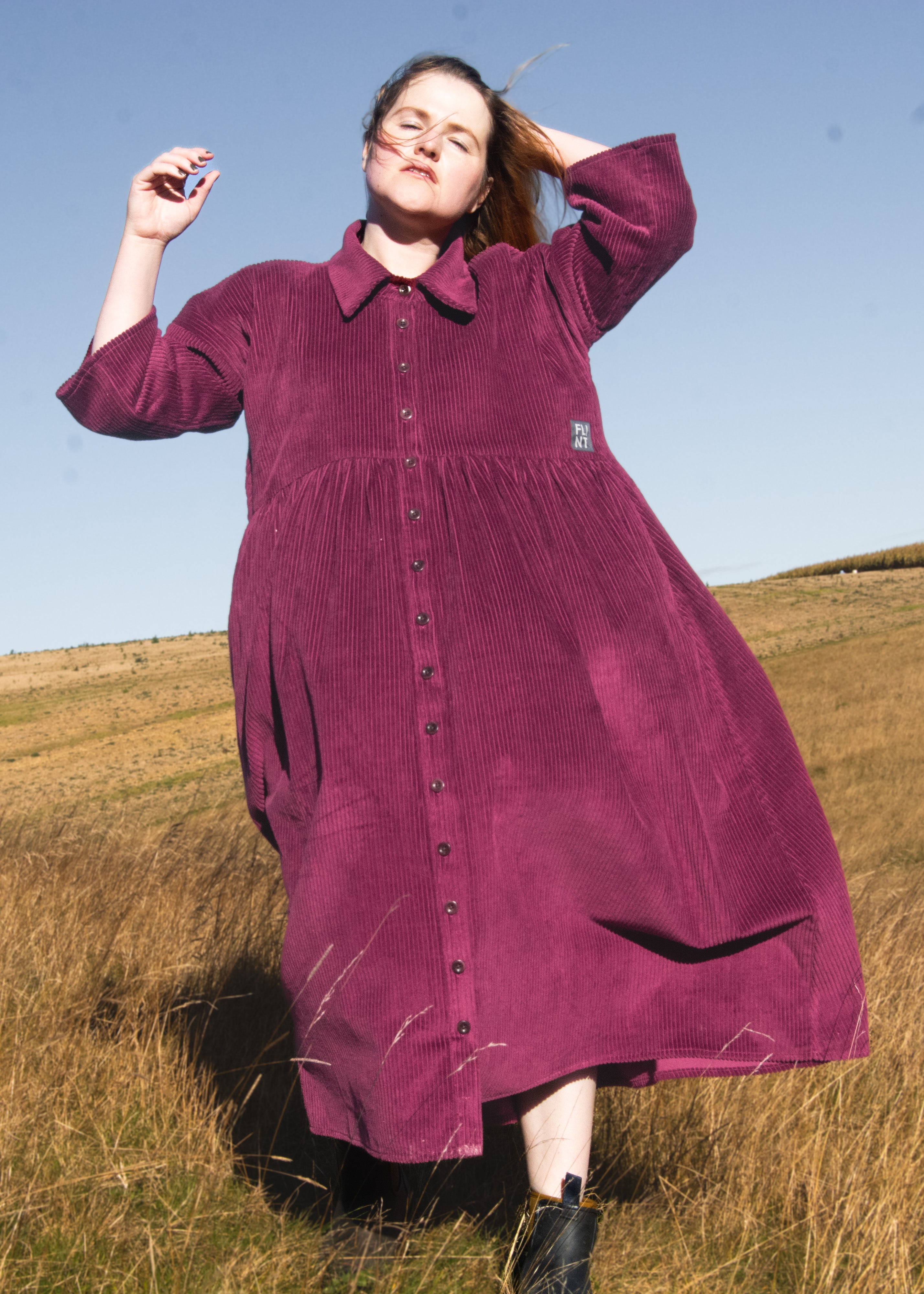 The Hybrid Dress in pink corduroy - S - House of Flint