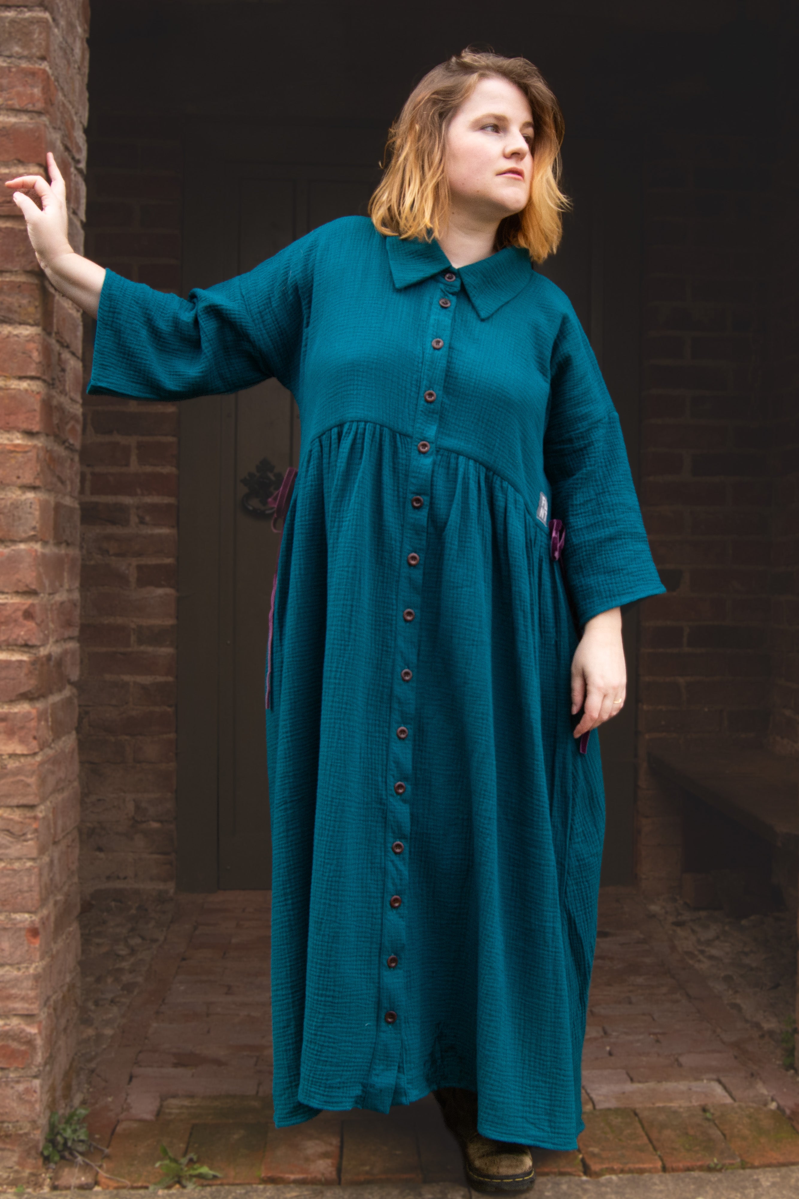 The Hybrid Dress in Peacock double gauze - House of Flint