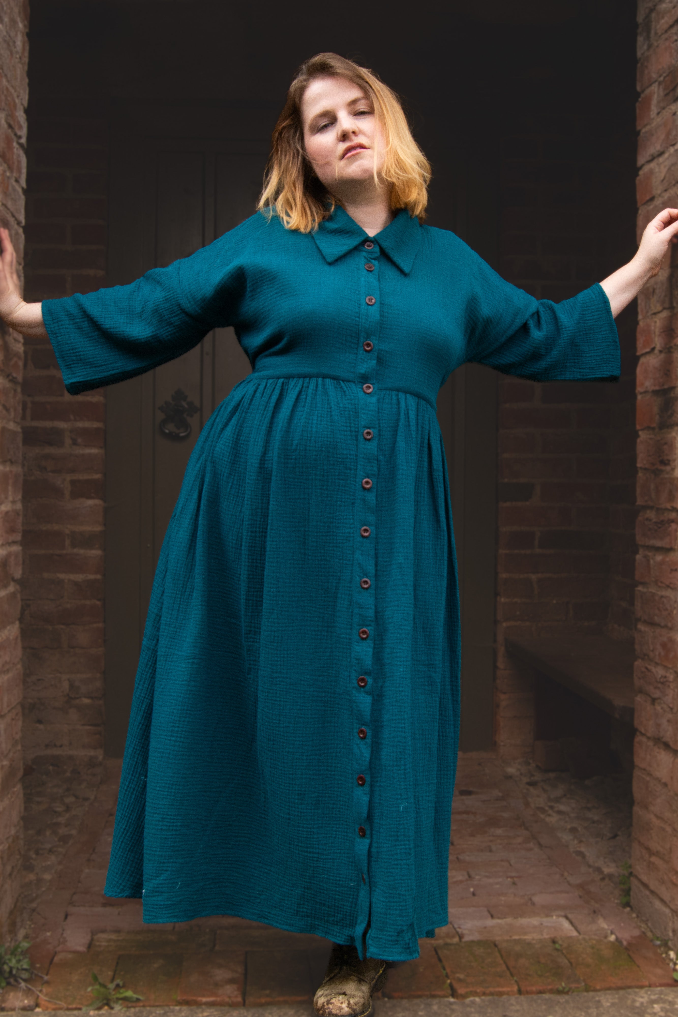 The Hybrid Dress in Peacock double gauze - House of Flint
