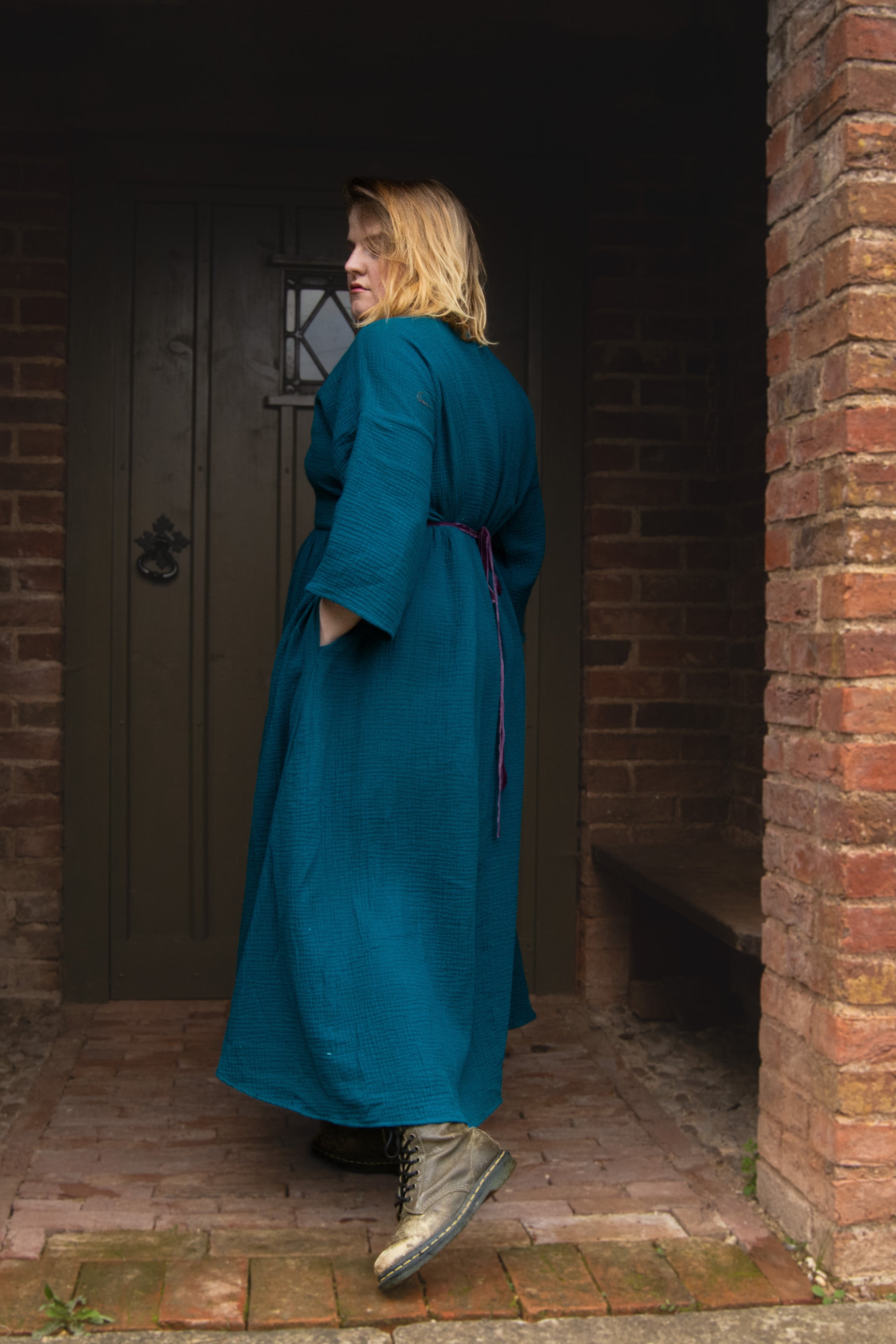 The Hybrid Dress in Peacock double gauze - House of Flint