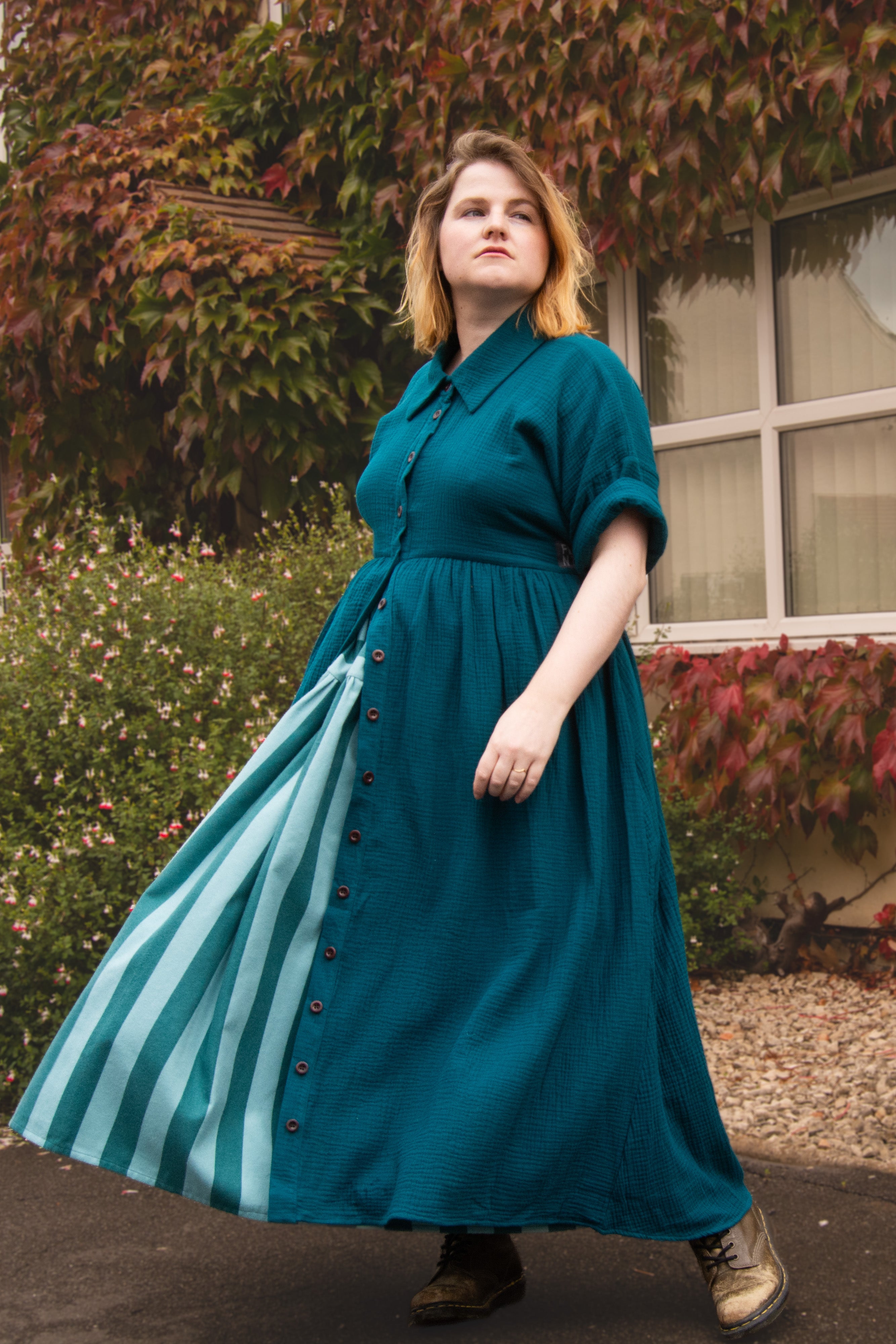 The Hybrid Dress in Peacock double gauze - House of Flint