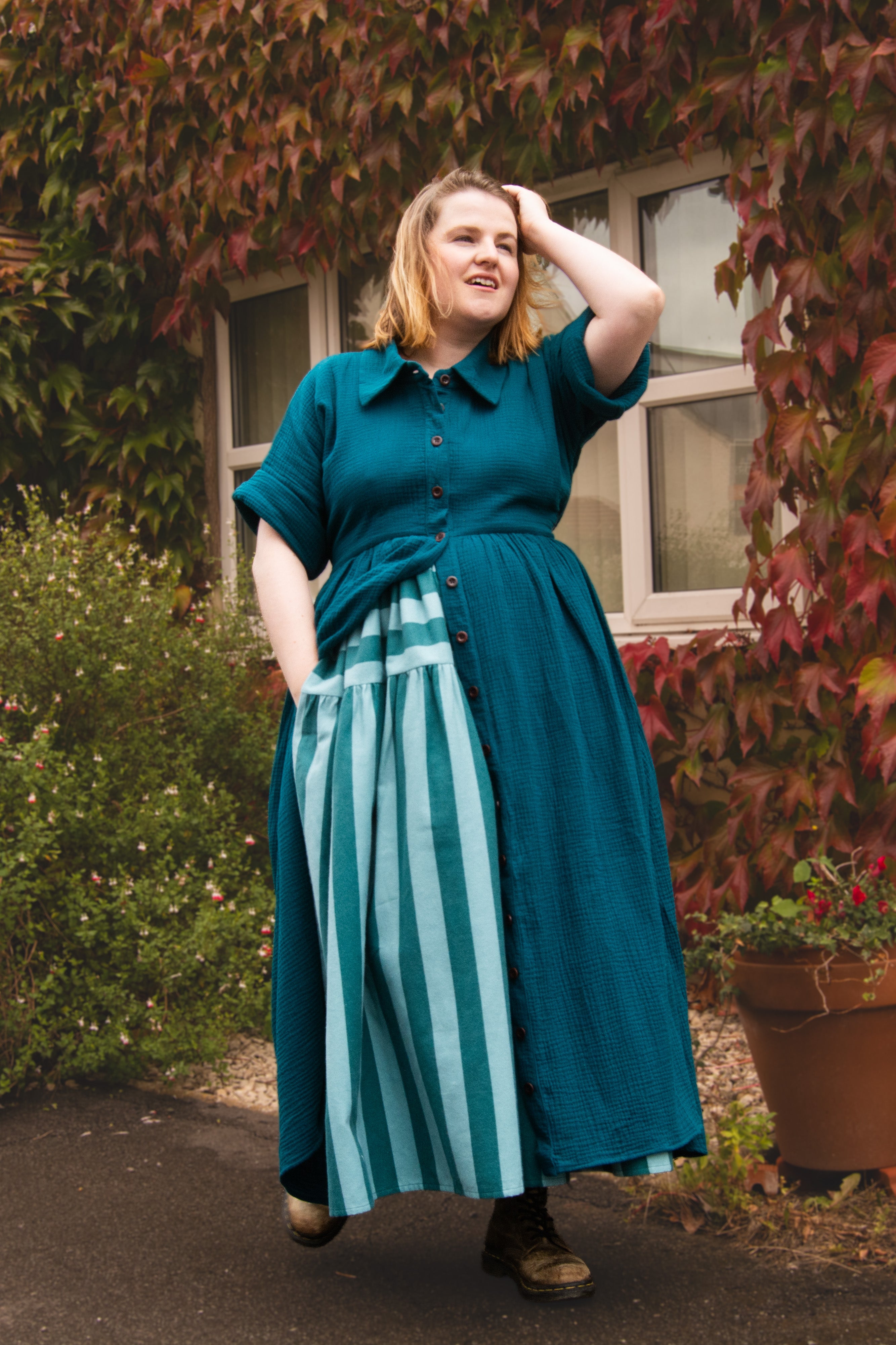The Hybrid Dress in Peacock double gauze - House of Flint