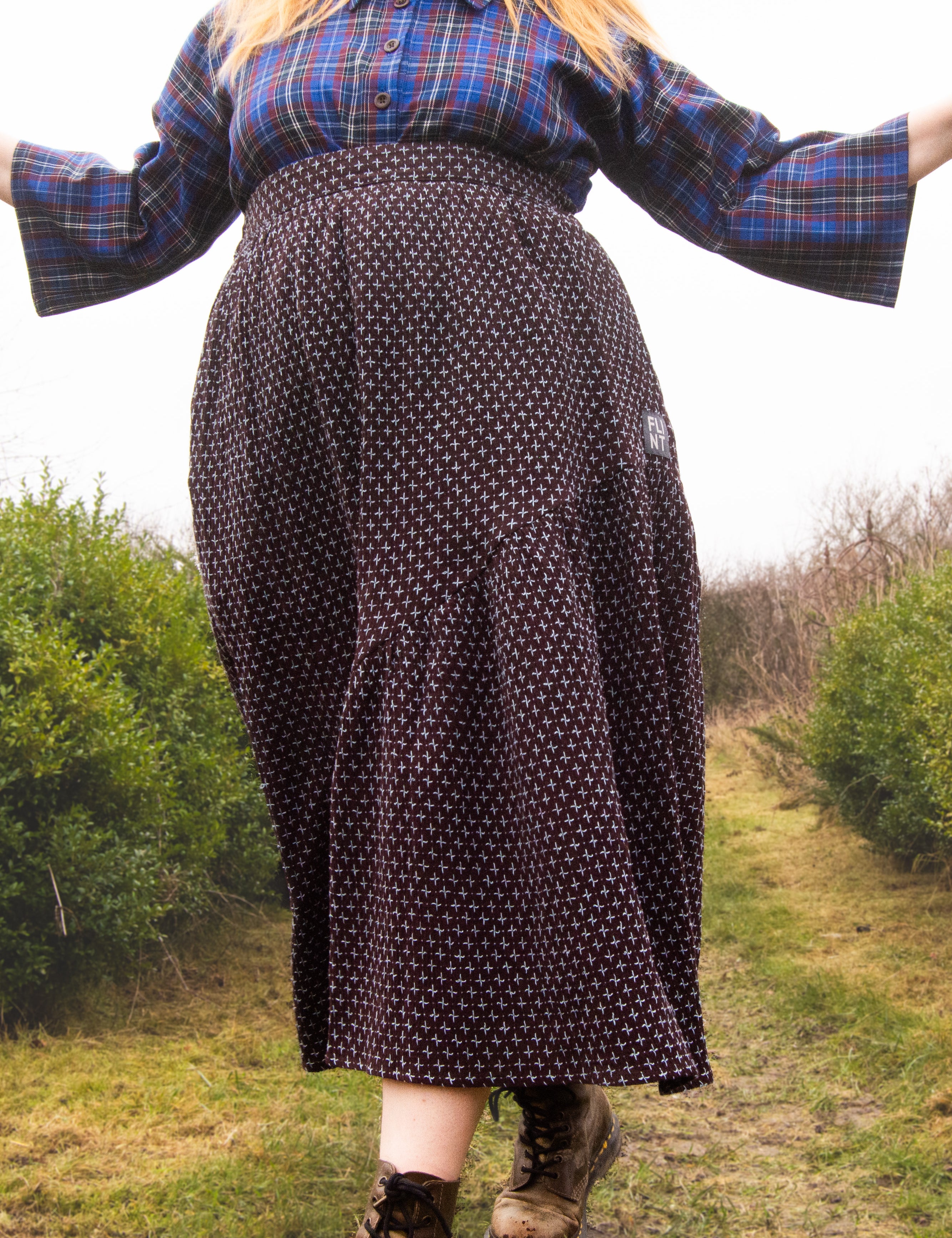 The Gathered Skirt in Cool Browns Cross Stitch Cotton - House of Flint