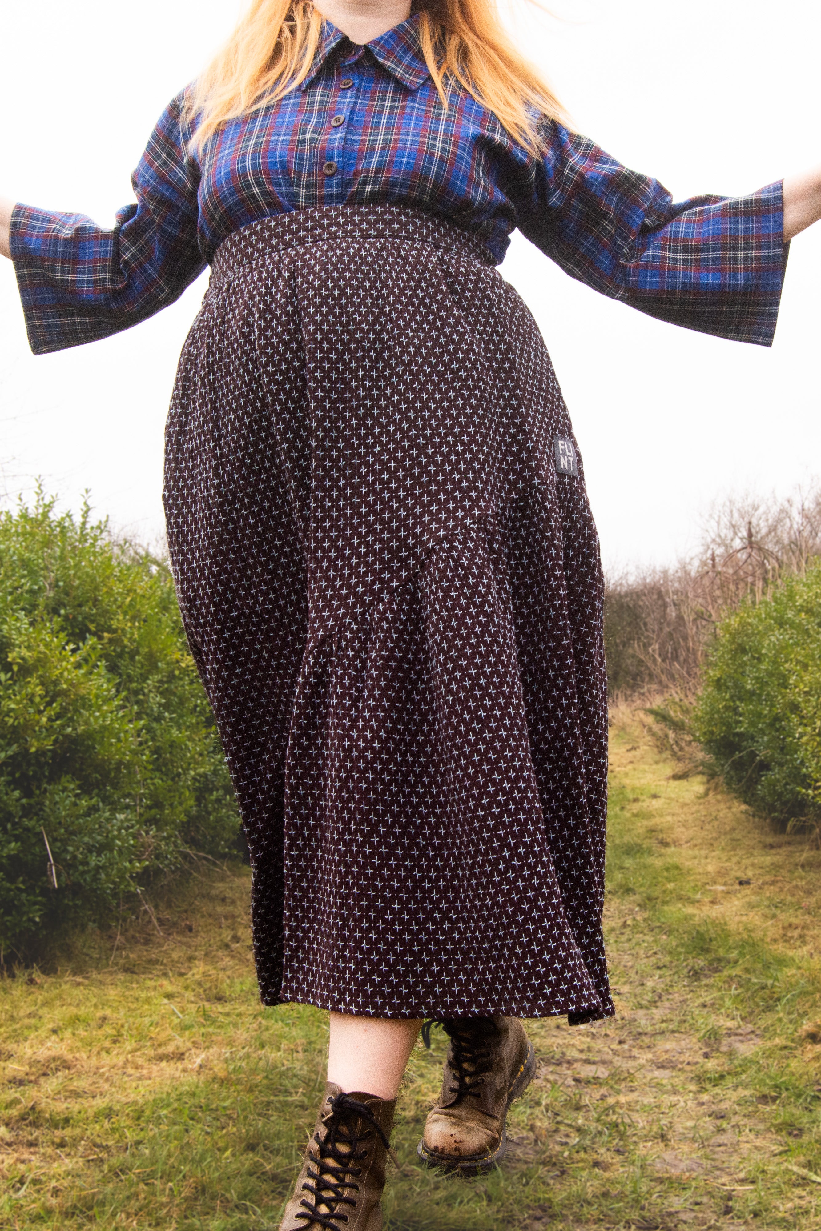 The Gathered Skirt in Cool Browns Cross Stitch Cotton - House of Flint